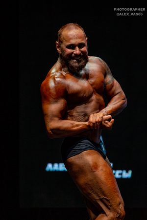 CLASSIC PHYSIQUE НОВИЧКИ